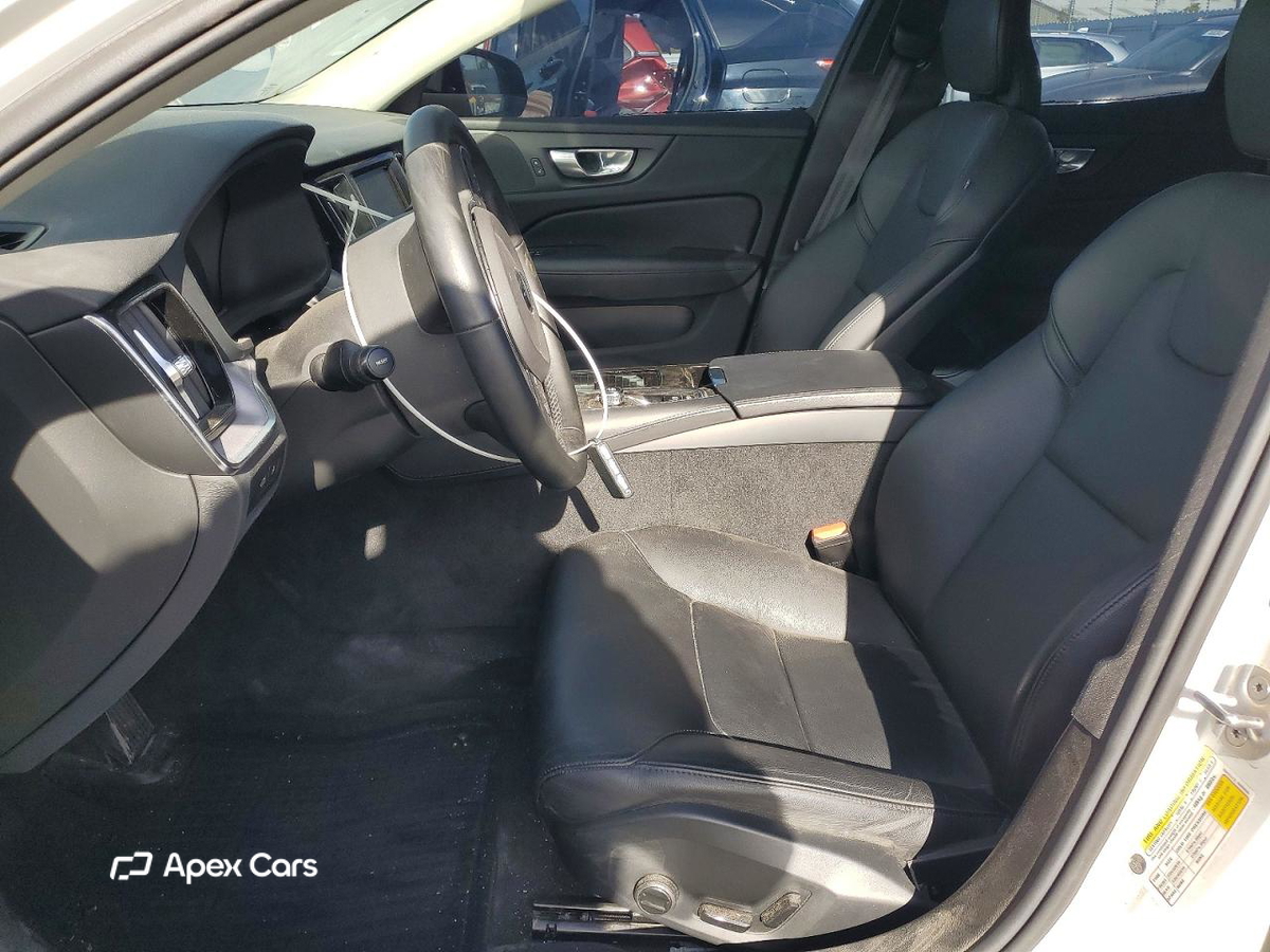 Volvo S60 2024