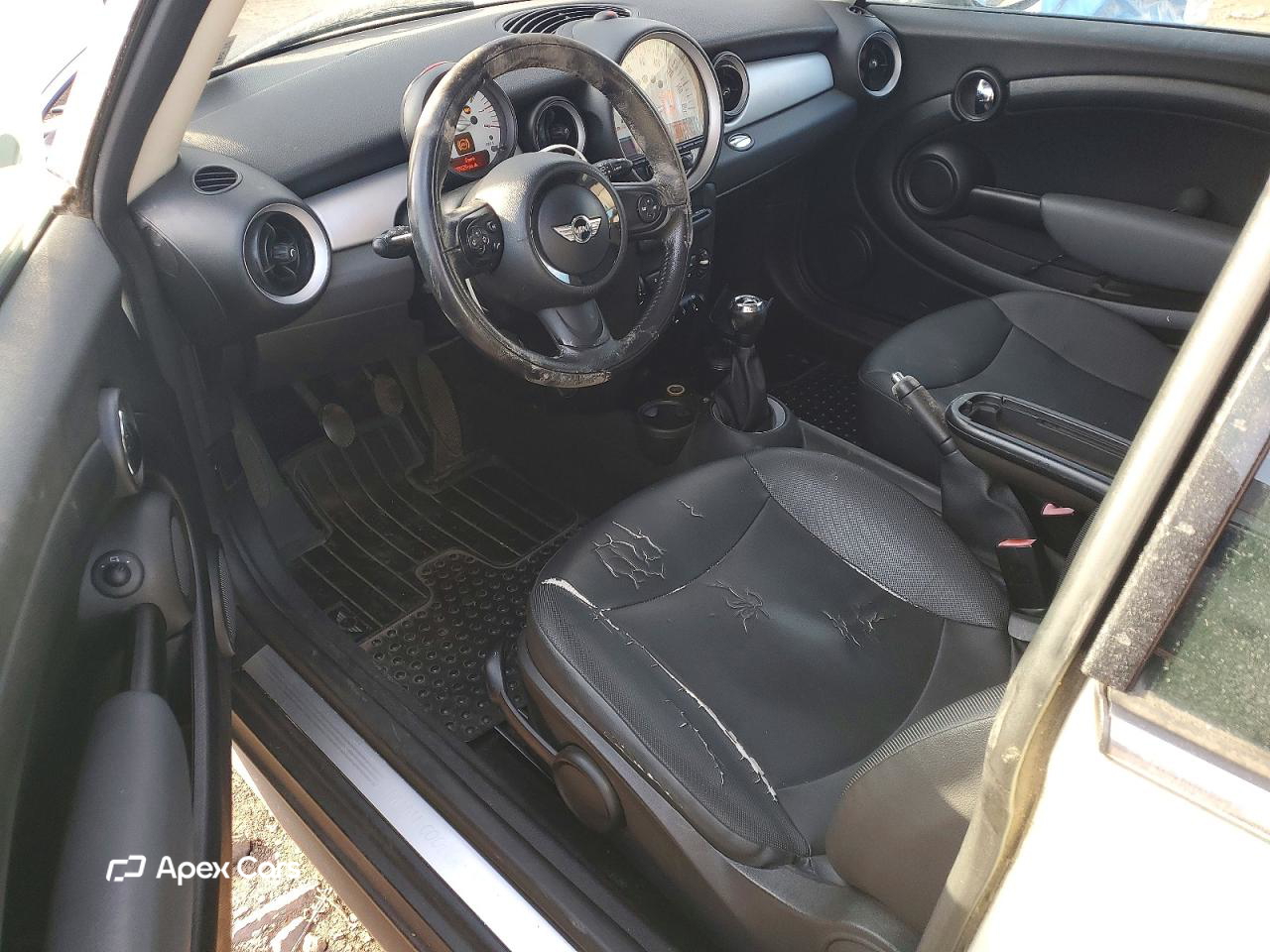 MINI Cooper 2011