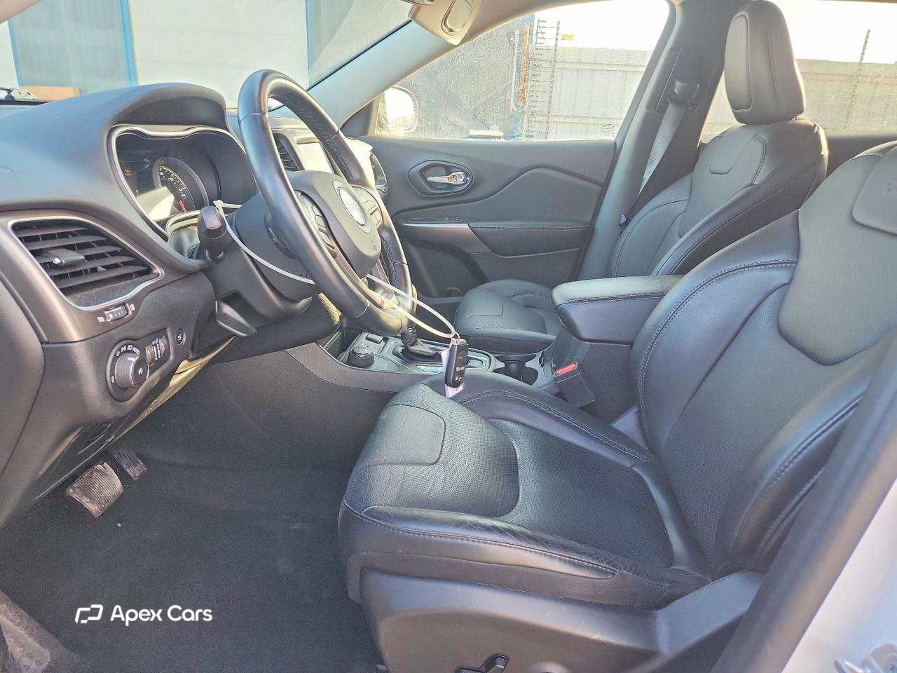 Jeep Cherokee 2021