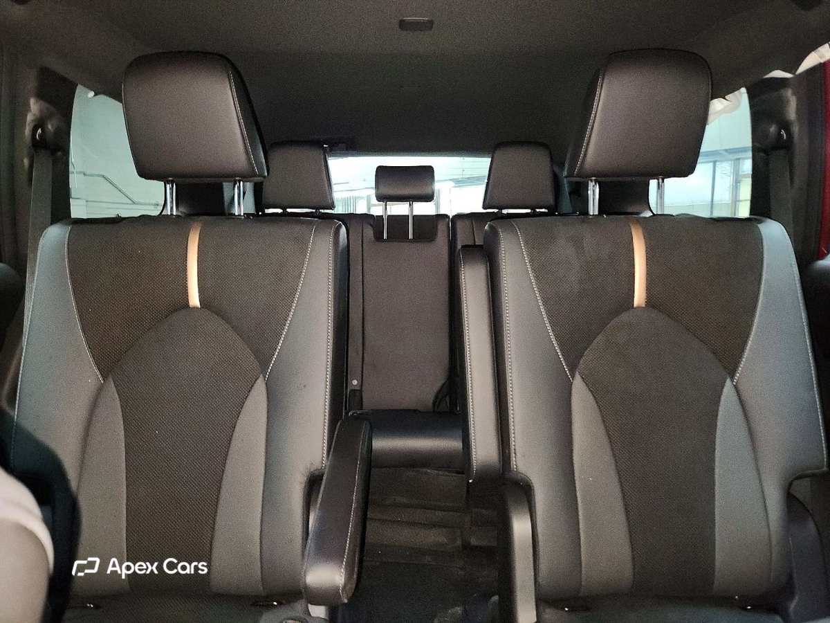 Toyota Highlander 2025