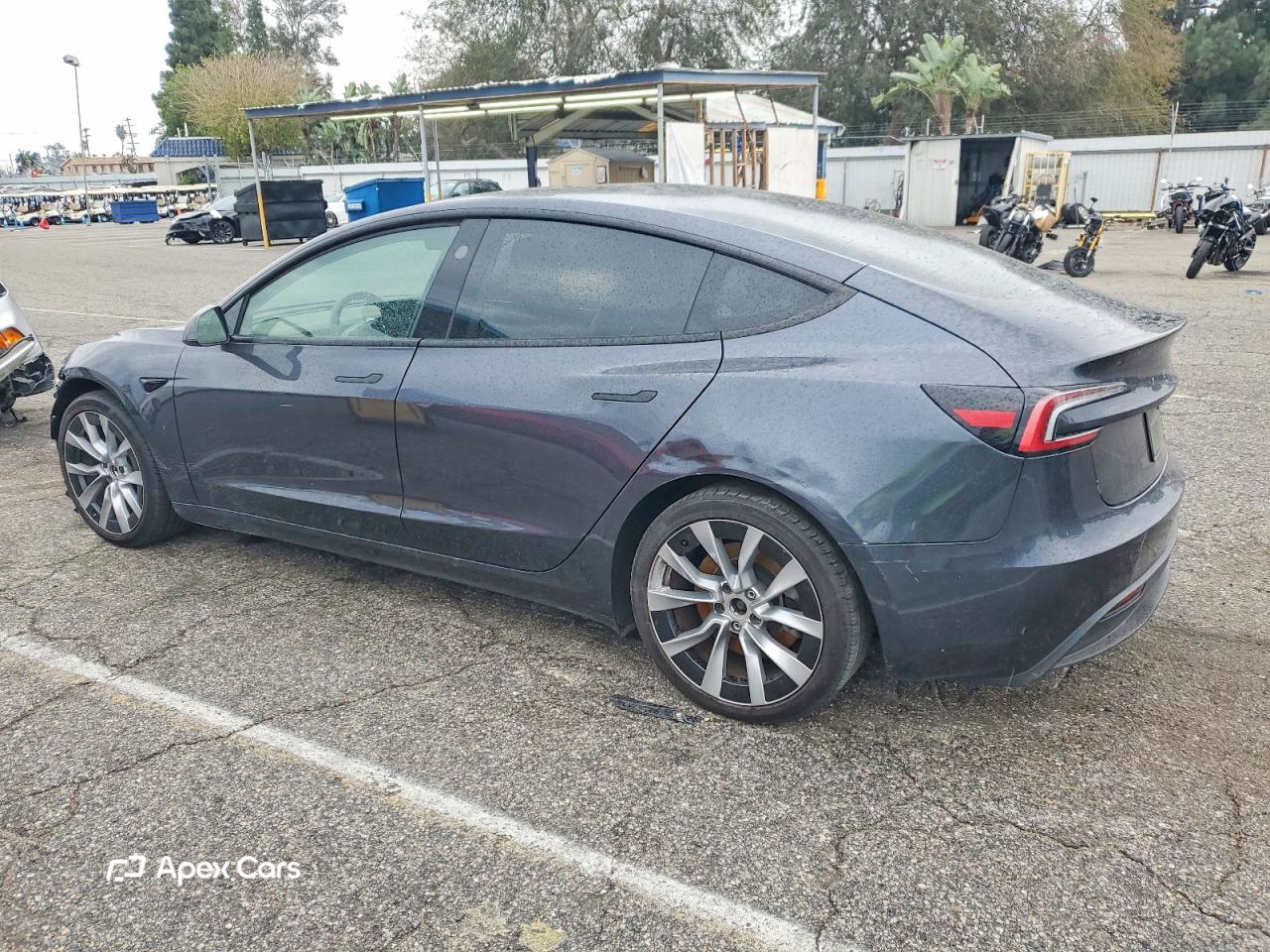 Tesla Model 3 2024