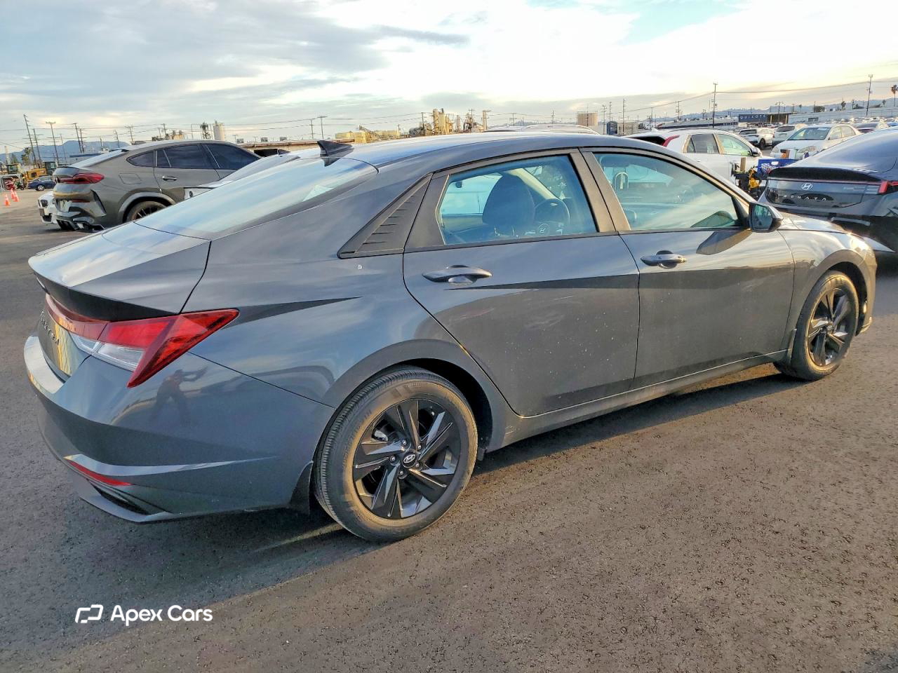 Hyundai Elantra 2023