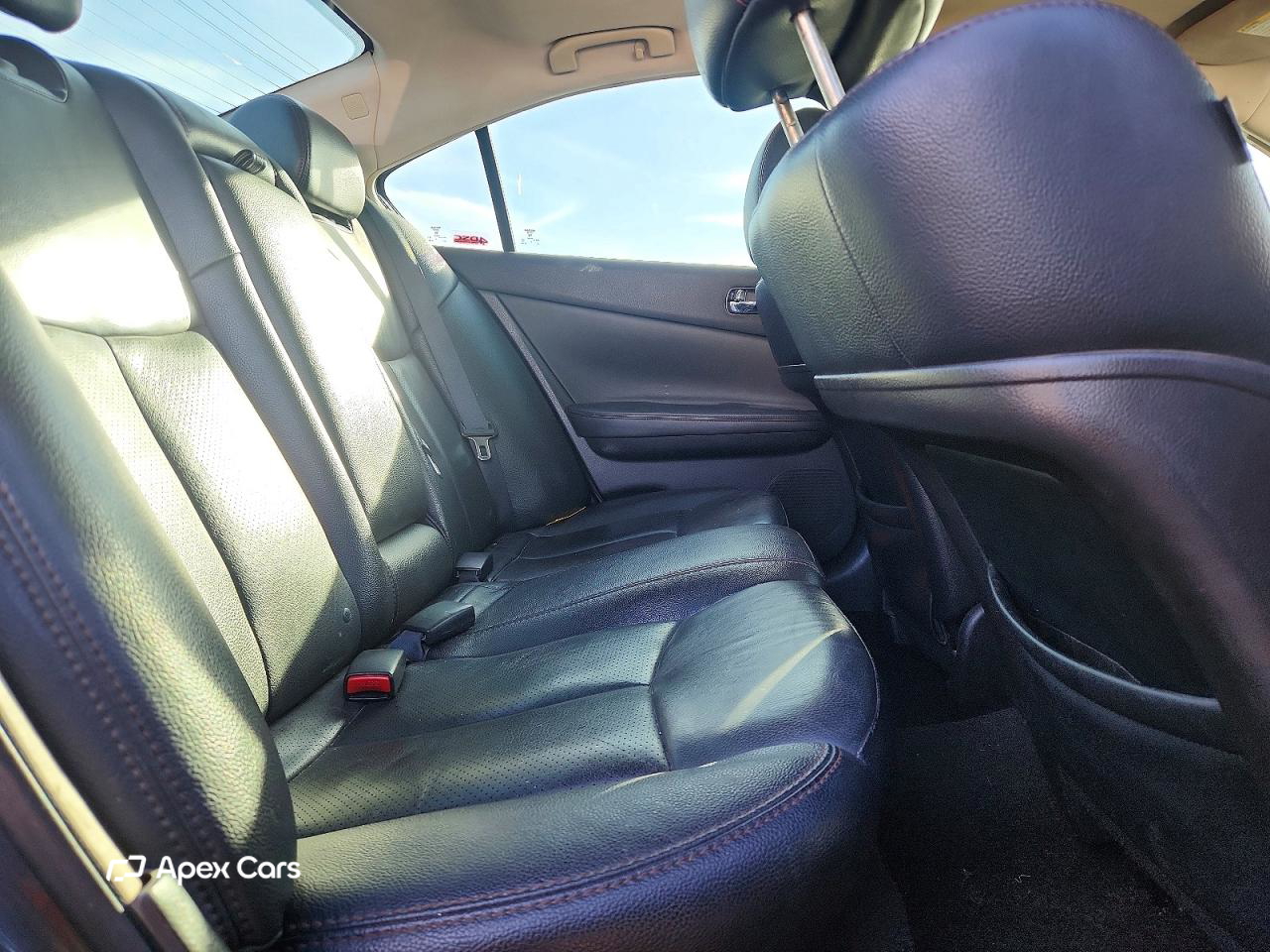 Nissan Maxima 2012