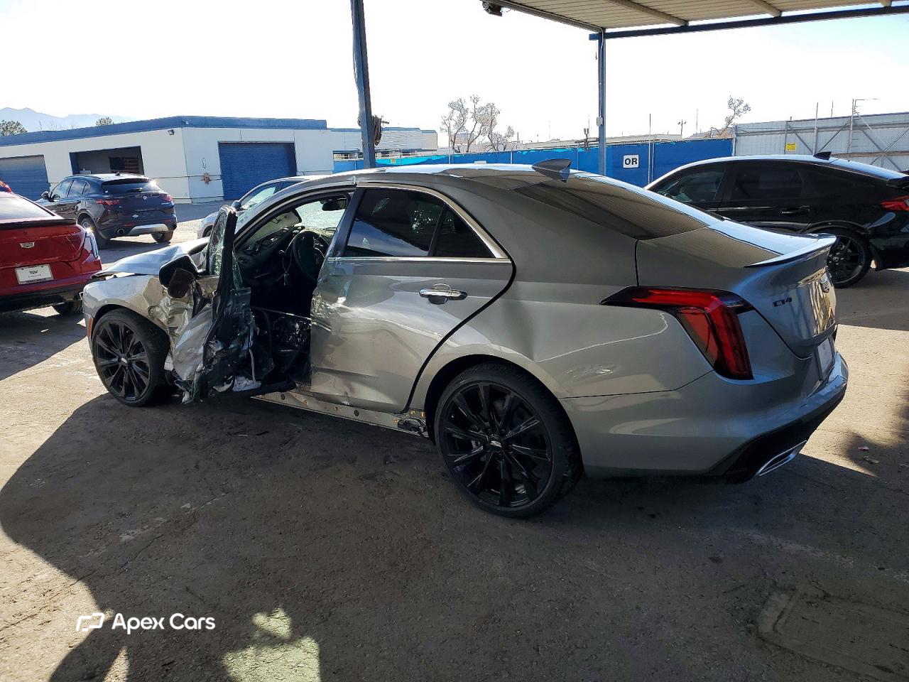 Cadillac CT4 2025