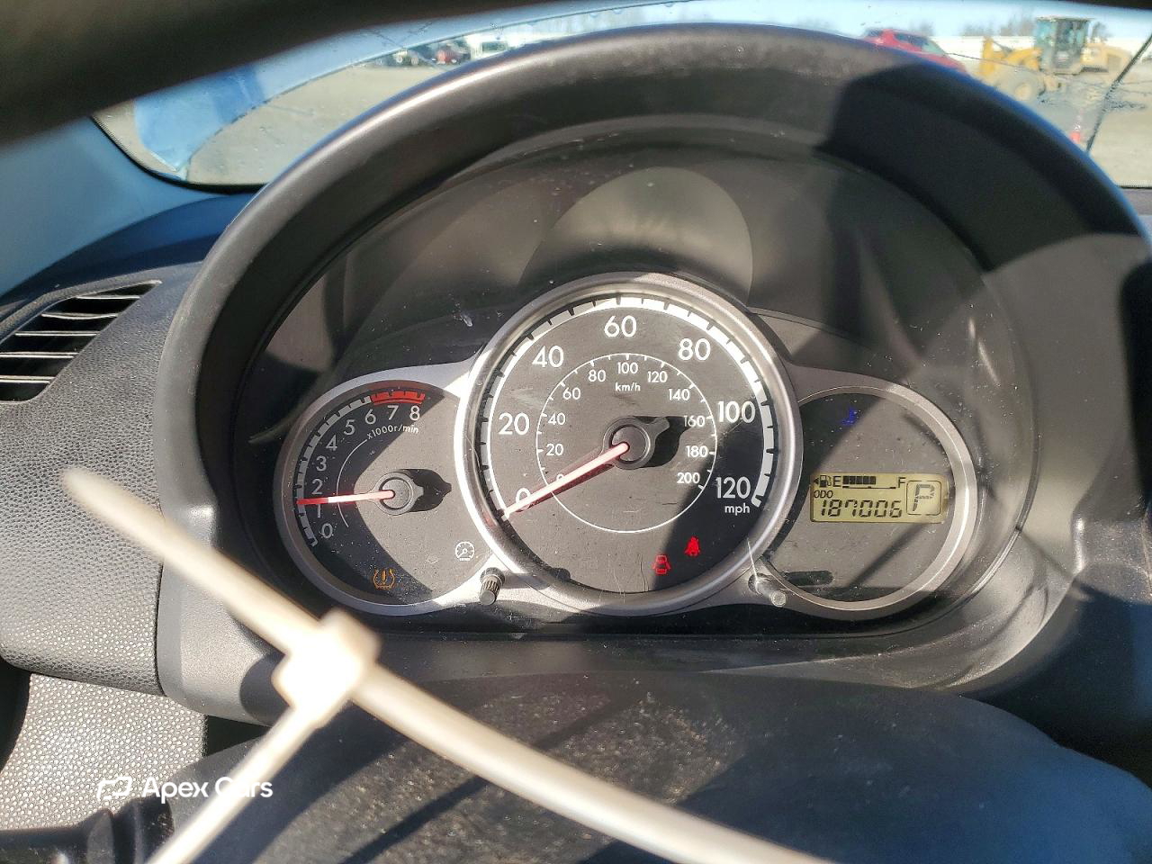 Mazda 2 2013