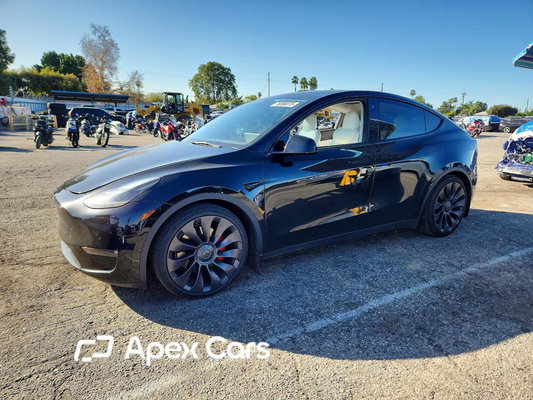 Tesla Model Y 2021 - Image 1 of 13