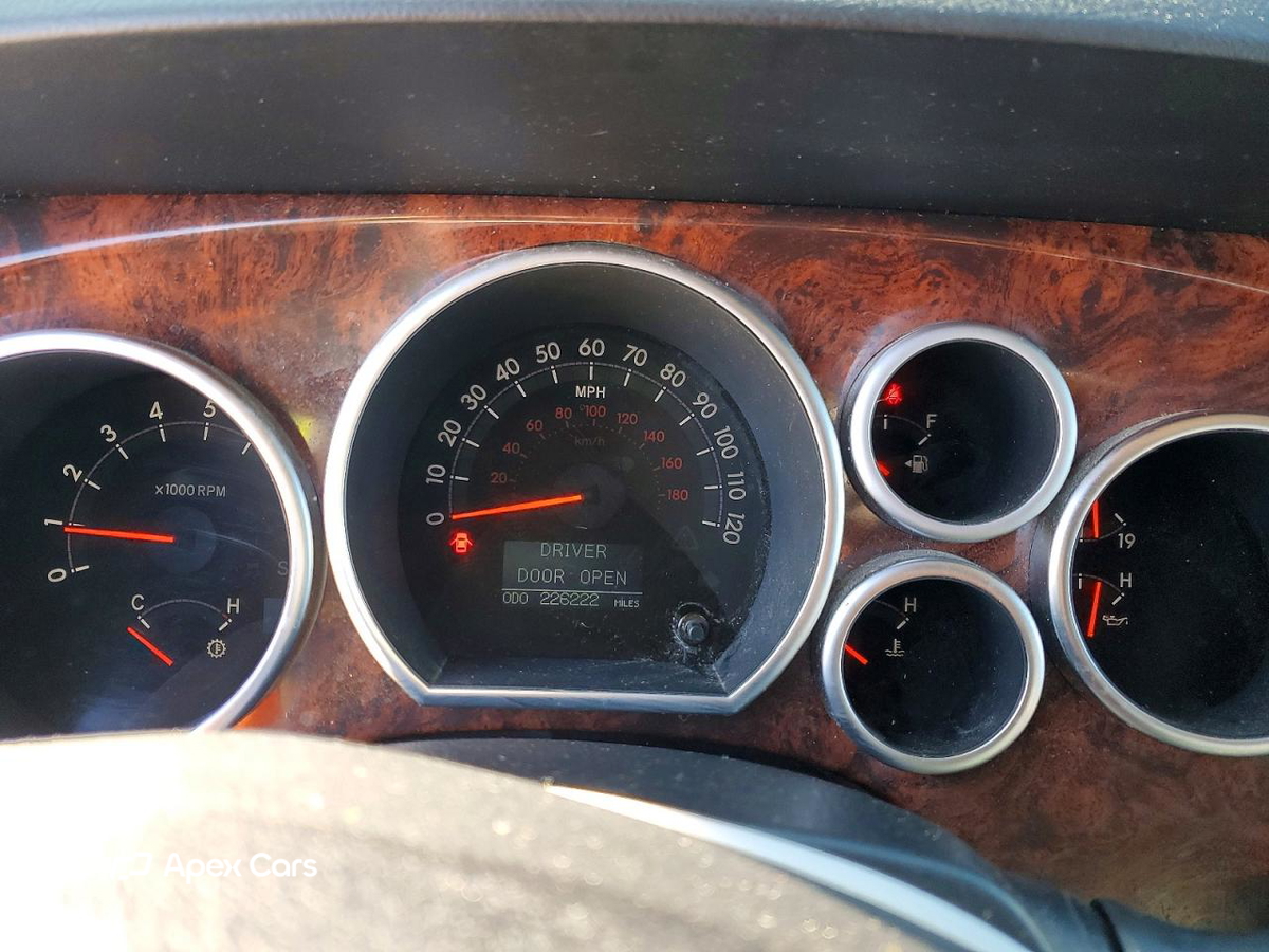 Toyota Sequoia 2008