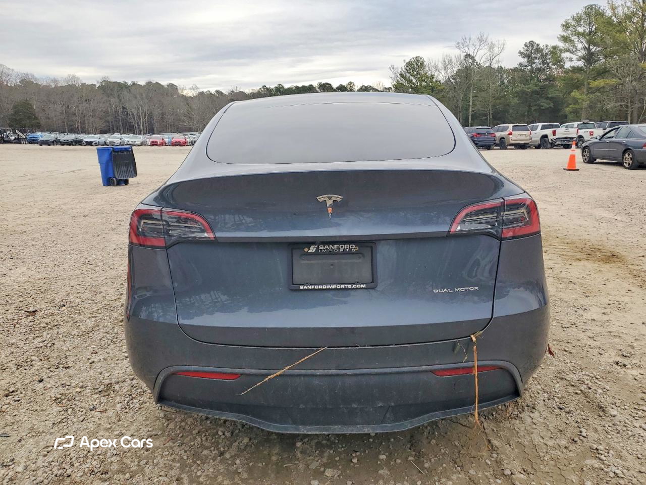 Tesla Model Y 2023