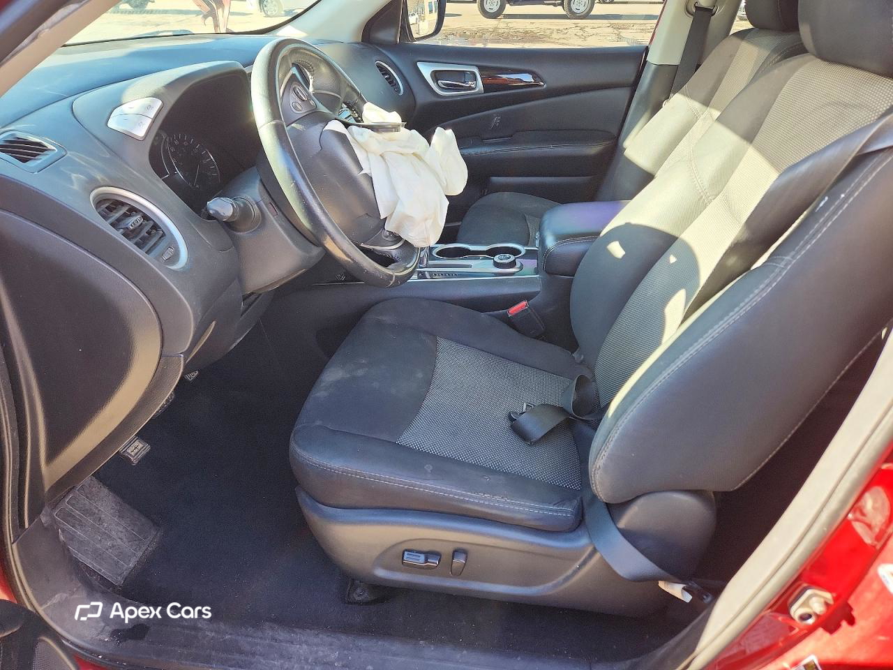 Nissan Pathfinder 2018