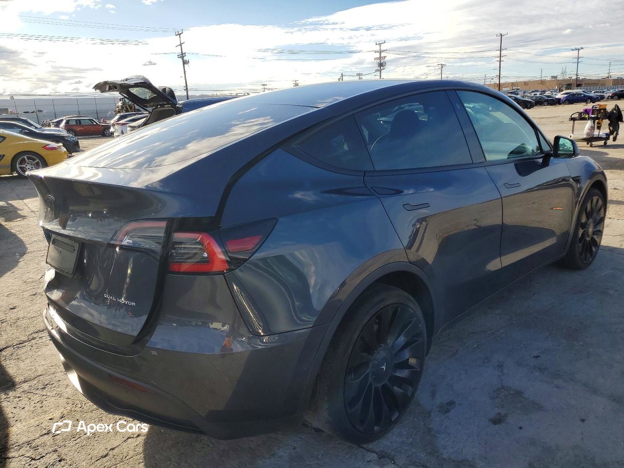Tesla Model Y 2021