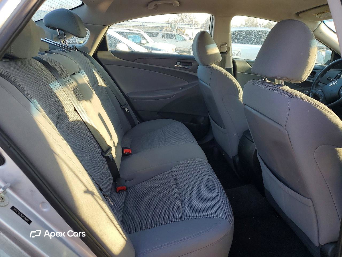 Hyundai Sonata 2013