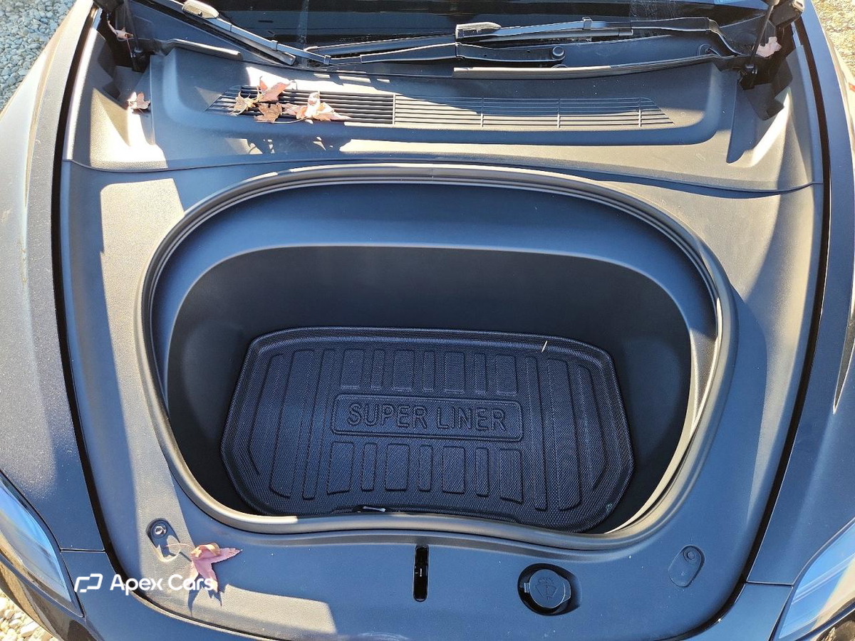 Tesla Model 3 2025