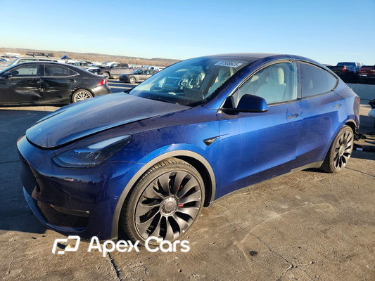 Tesla Model Y 2022 - Image 1 of 14