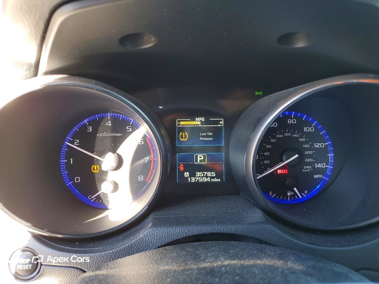 Subaru Legacy 2015