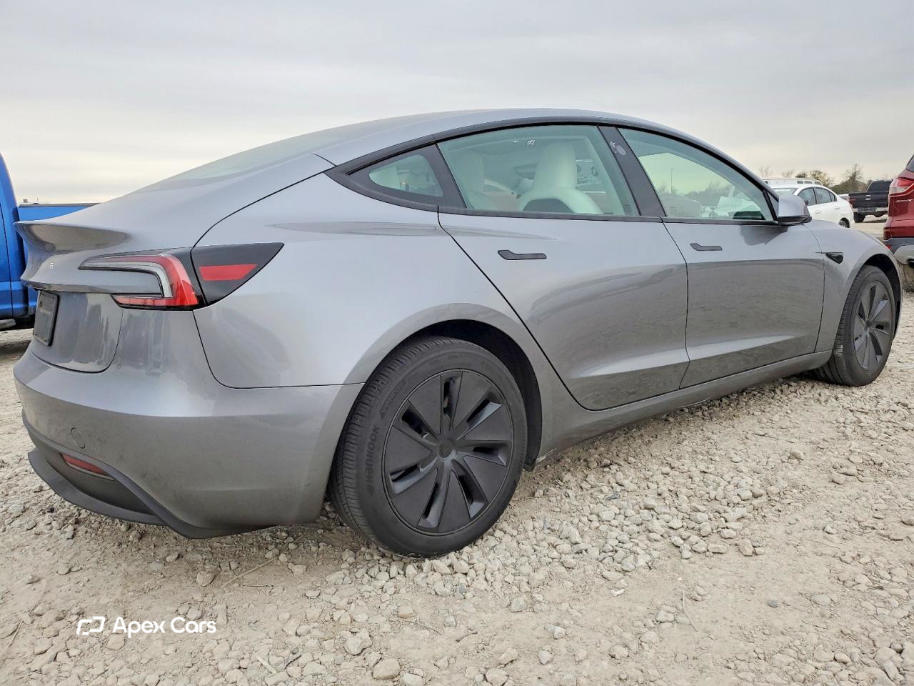 Tesla Model 3 2024