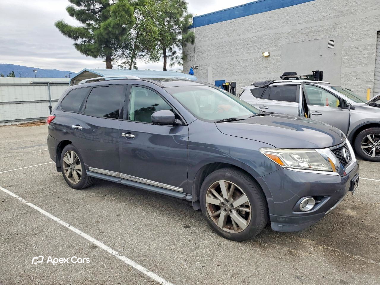 Nissan Pathfinder 2013