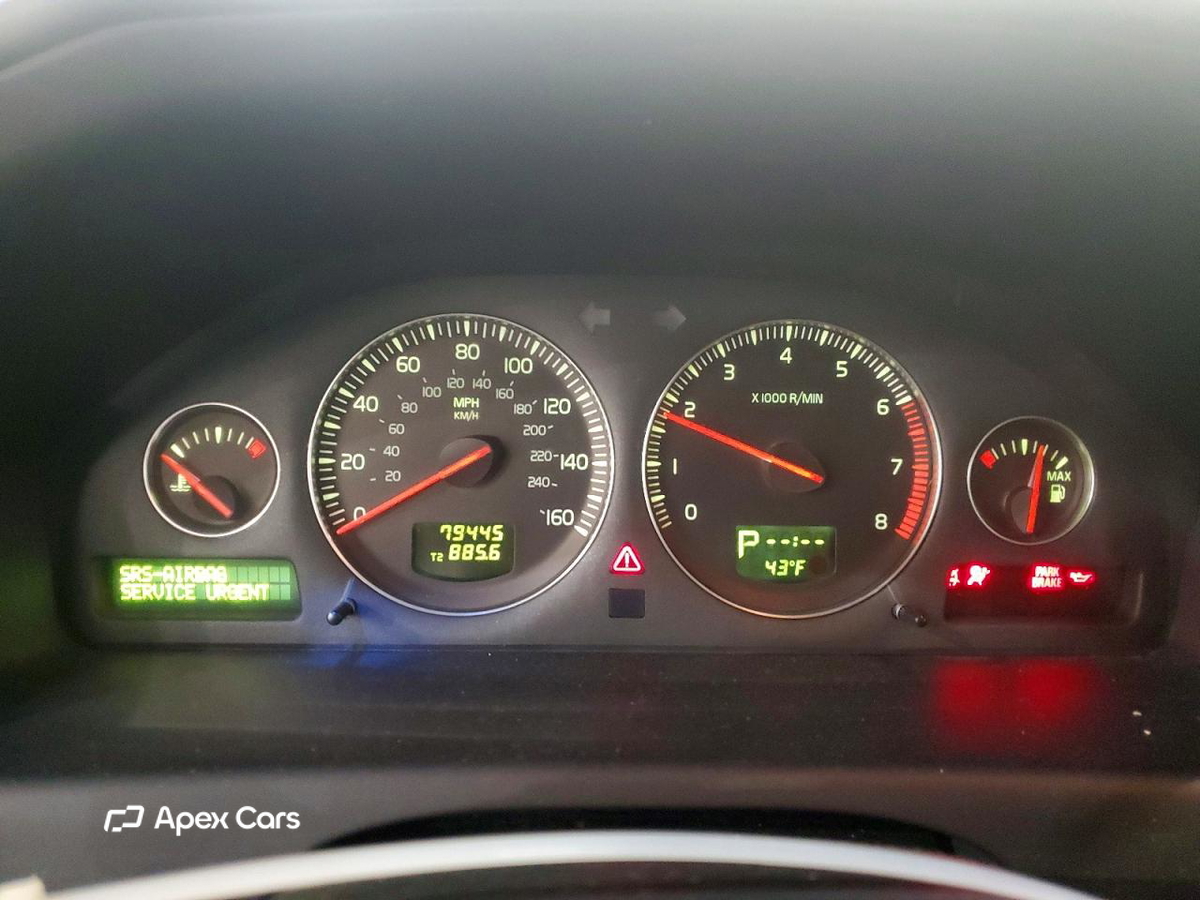 Volvo V70 2004