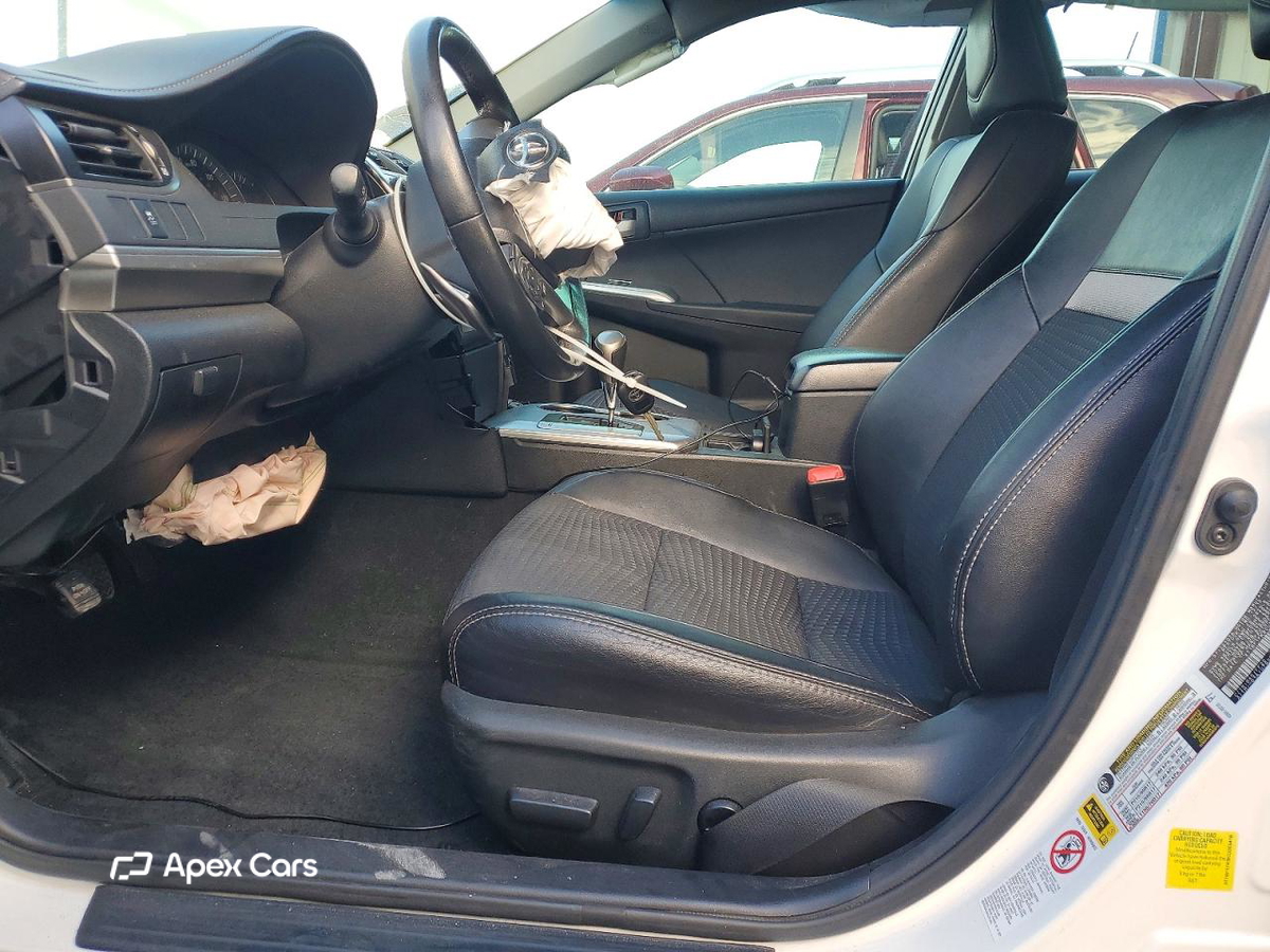 Toyota Camry 2012