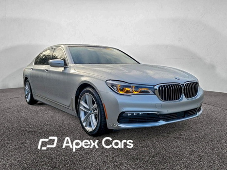 BMW Series 7 2018 - Image 1 of 10