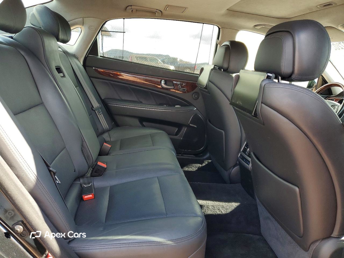 Hyundai Equus 2015