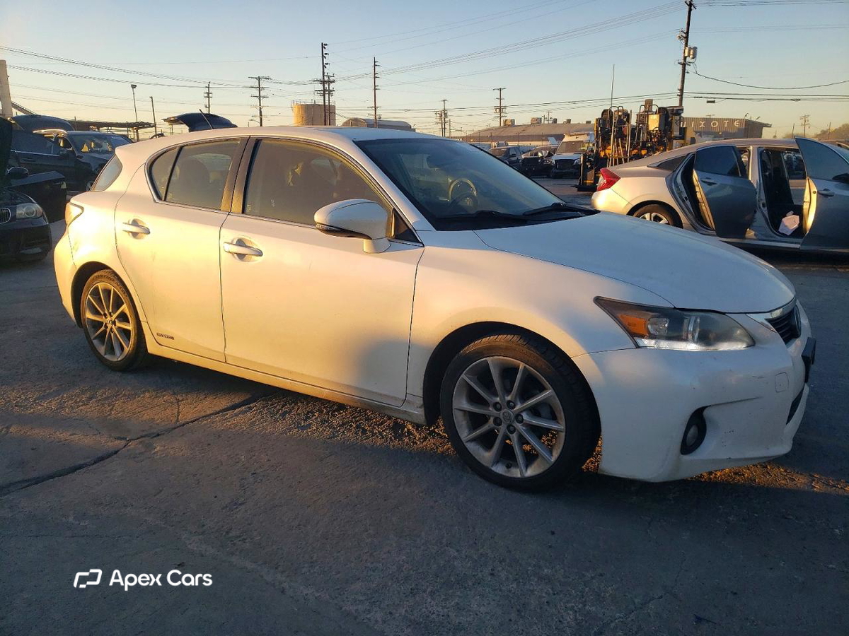 Lexus CT 2012