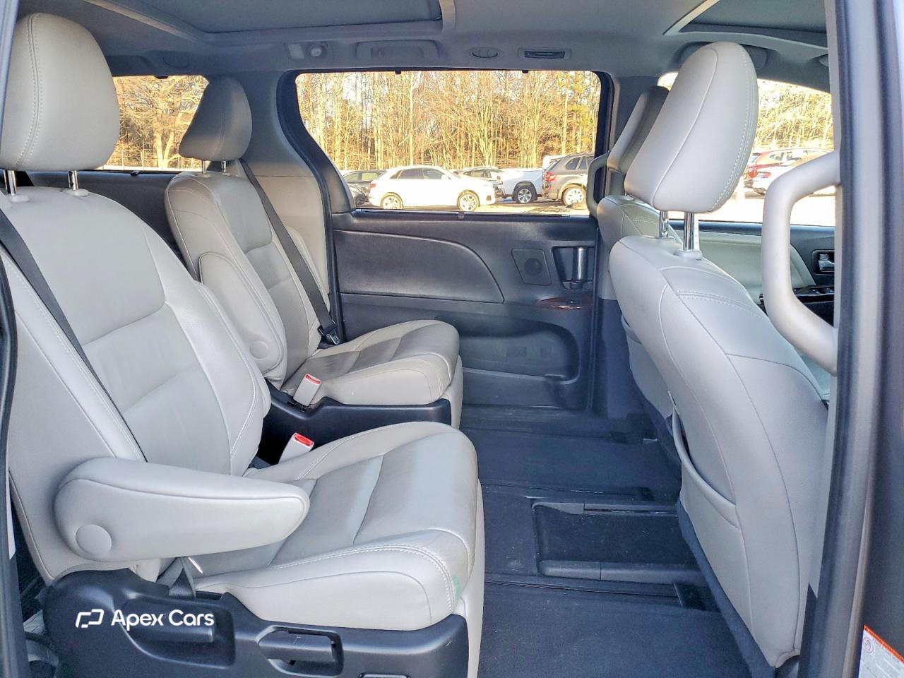 Toyota Sienna 2015