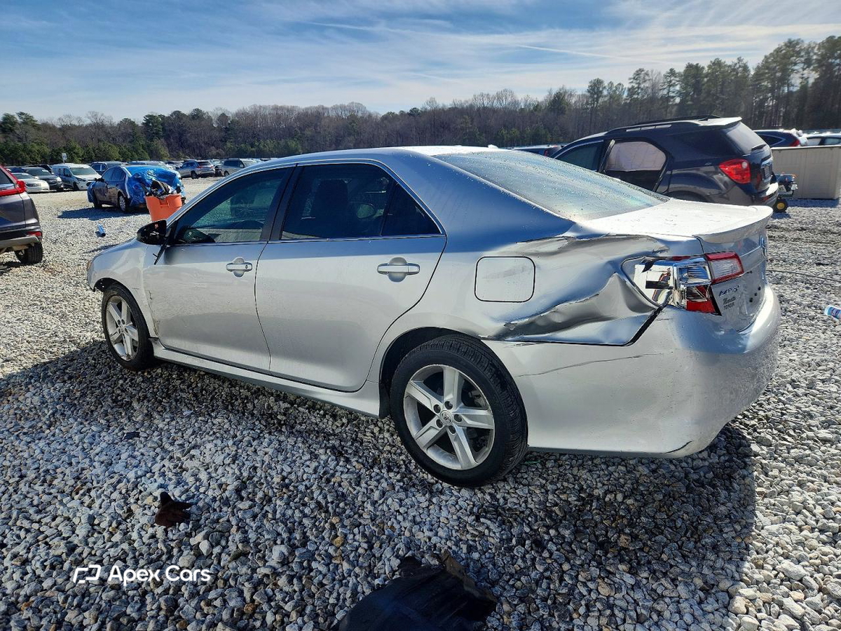 Toyota Camry 2012
