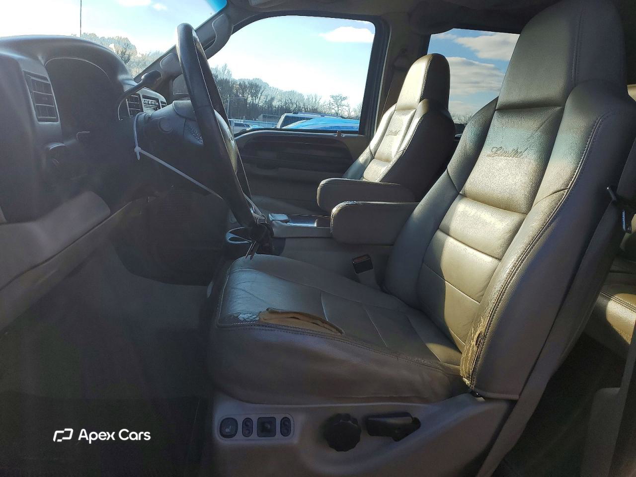 Ford Excursion 2005