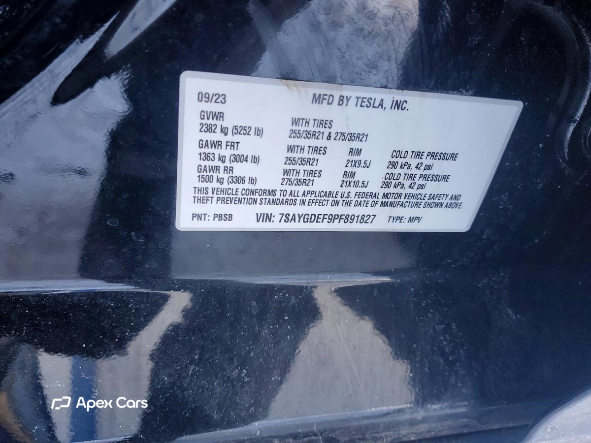 Tesla Model Y 2023