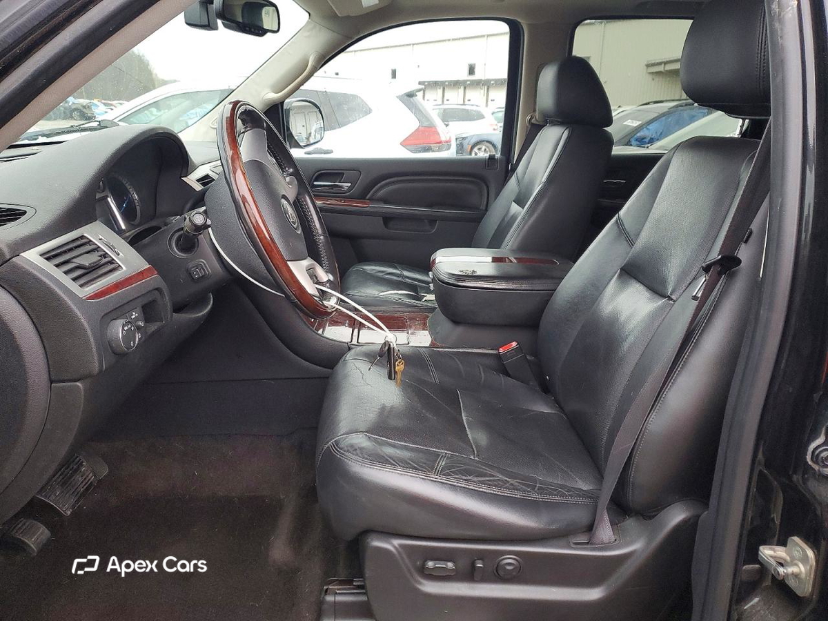 Cadillac Escalade 2011
