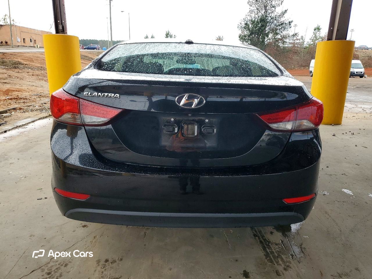 Hyundai Elantra 2016