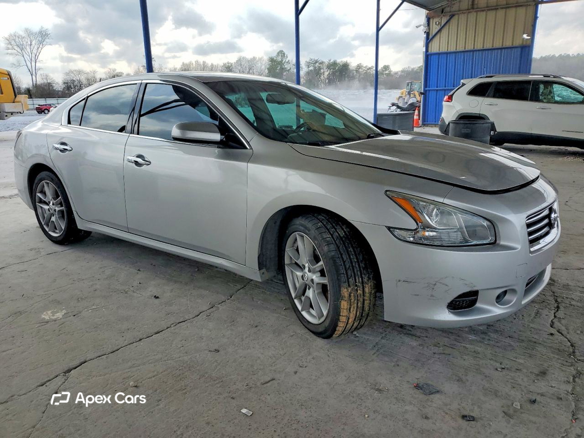 Nissan Maxima 2014