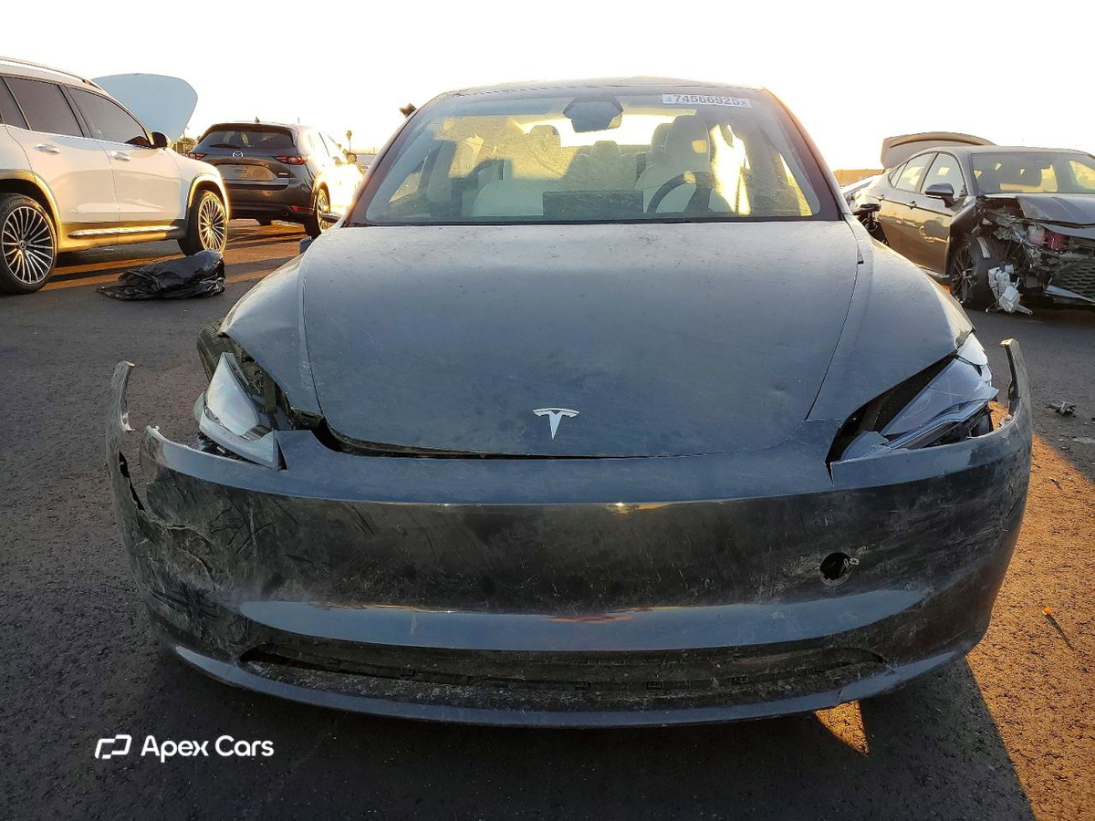 Tesla Model 3 2025