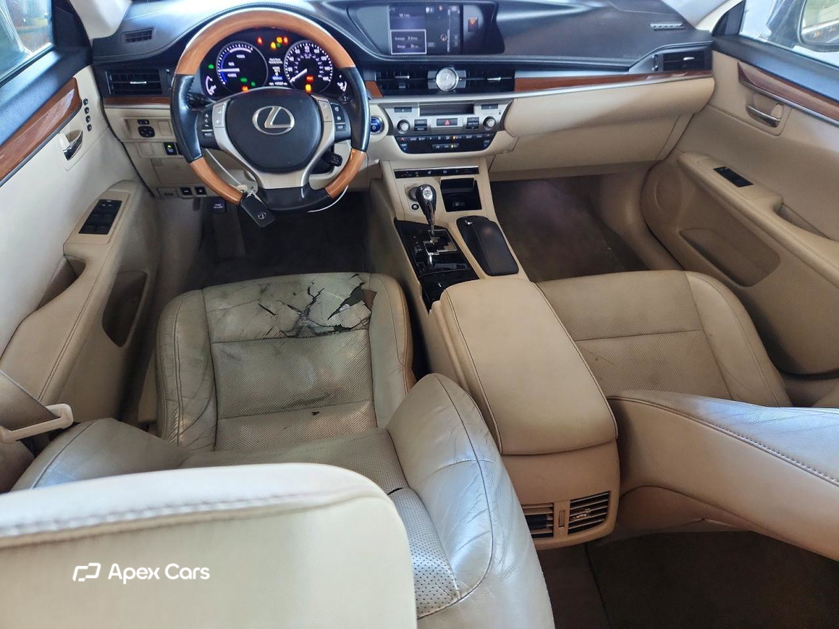 Lexus ES 2015