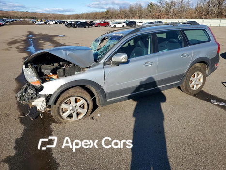 Volvo XC70 2010 - Image 1 of 13