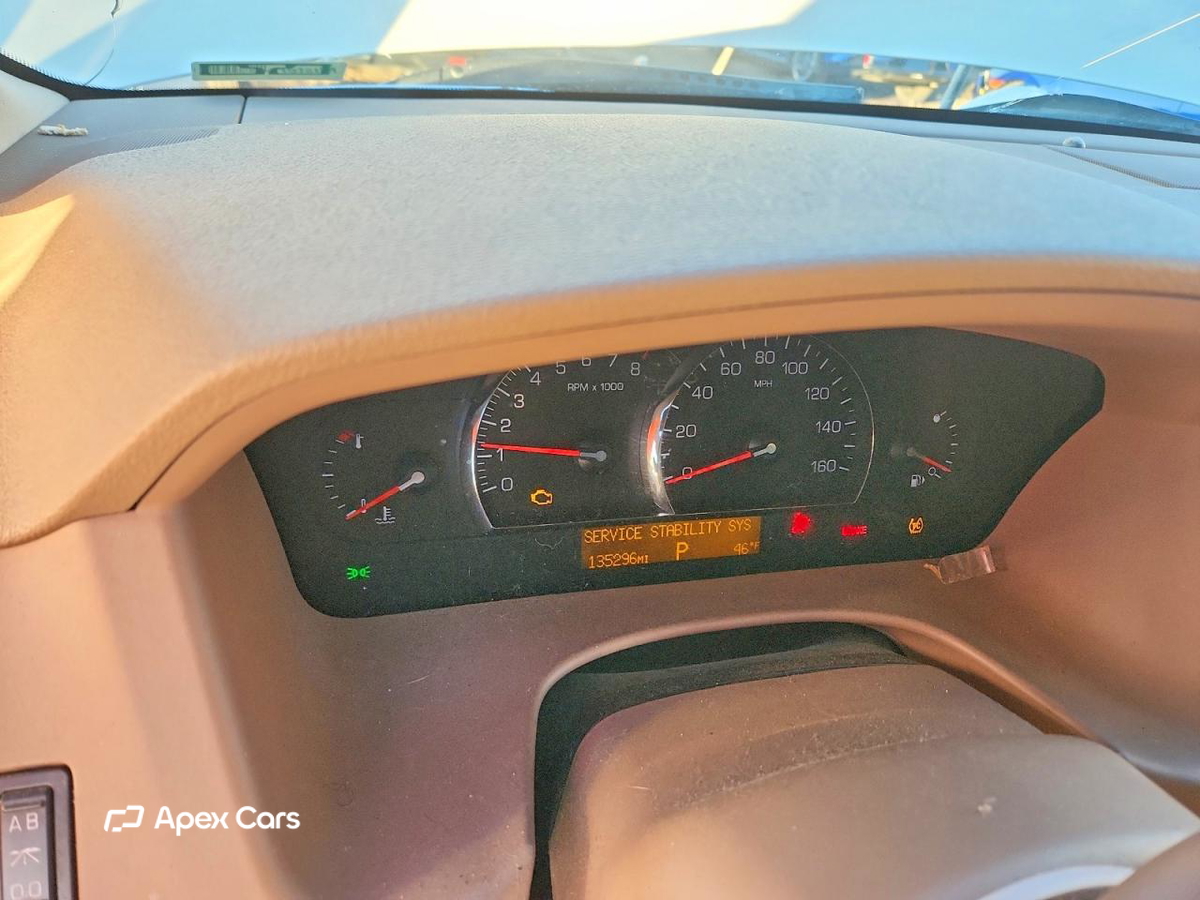 Cadillac STS 2005