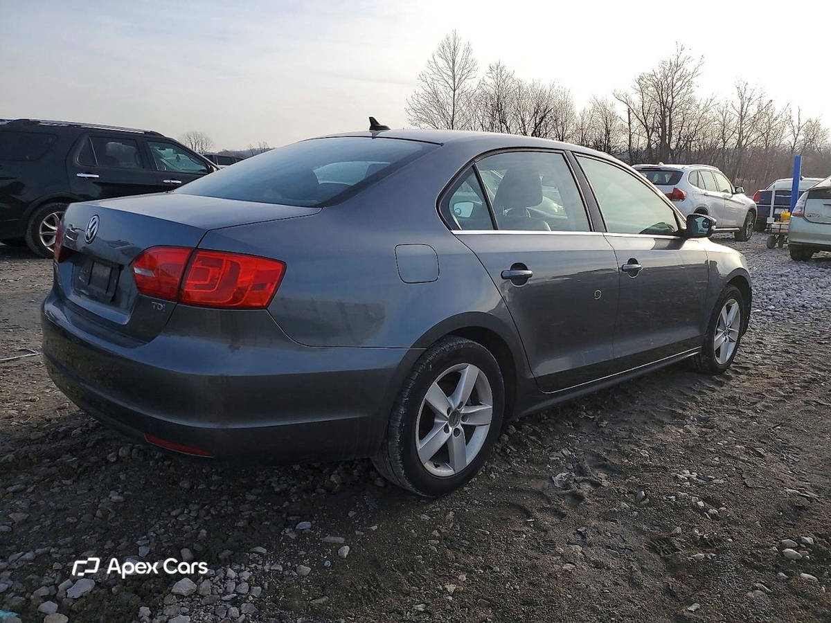 Volkswagen Jetta 2014