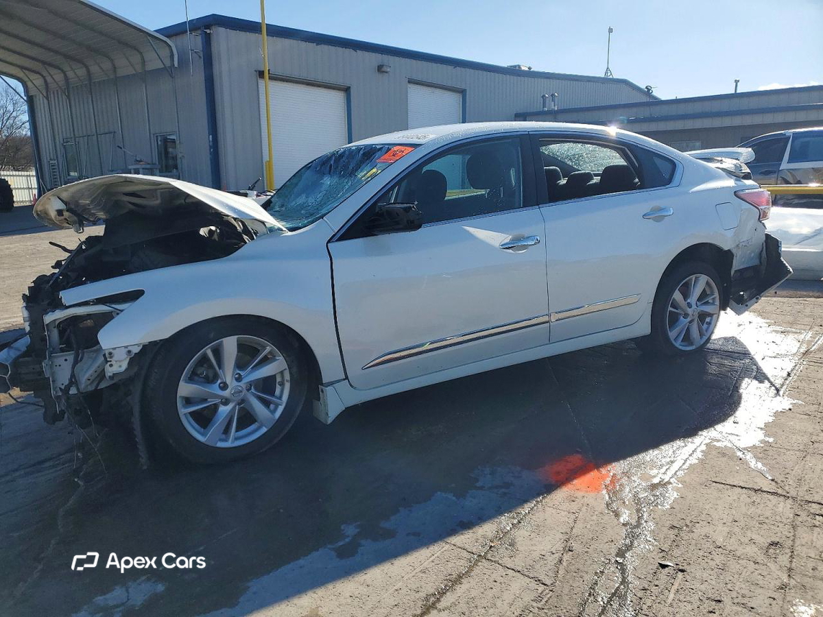 Nissan Altima 2015