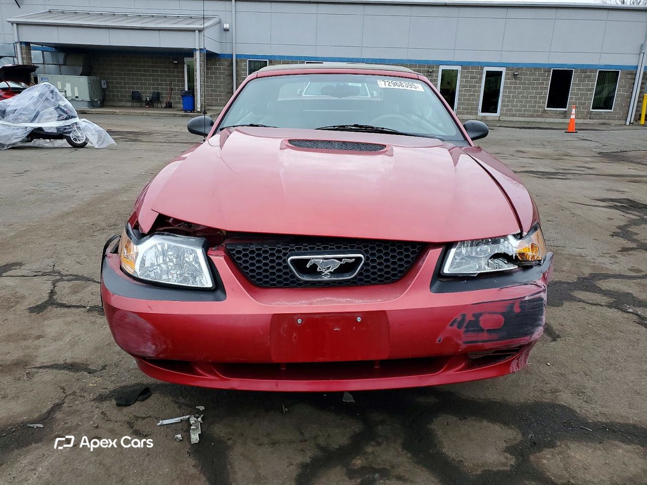 Ford Mustang 2000