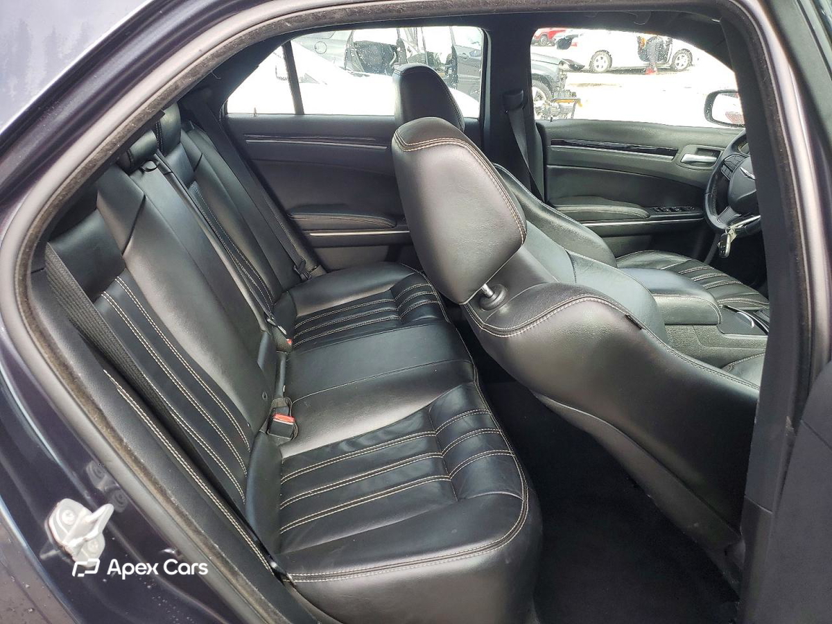 Chrysler 300 2019