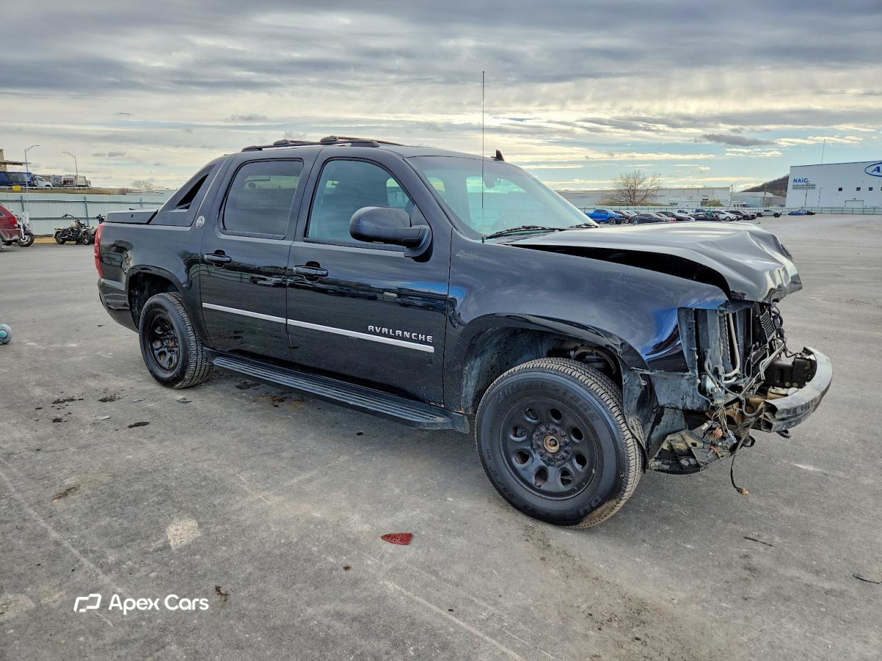 Chevrolet Avalanche 2013