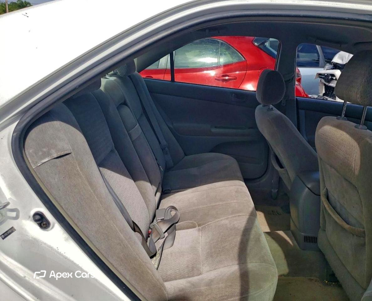 Toyota Camry 2004