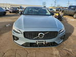 Volvo S60 2022