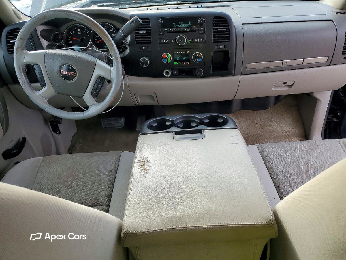 GMC Sierra 2011