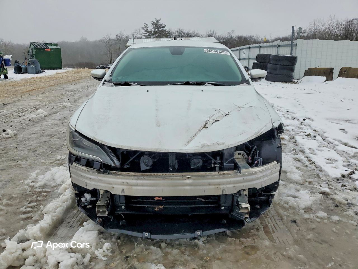 Chrysler 200 2015