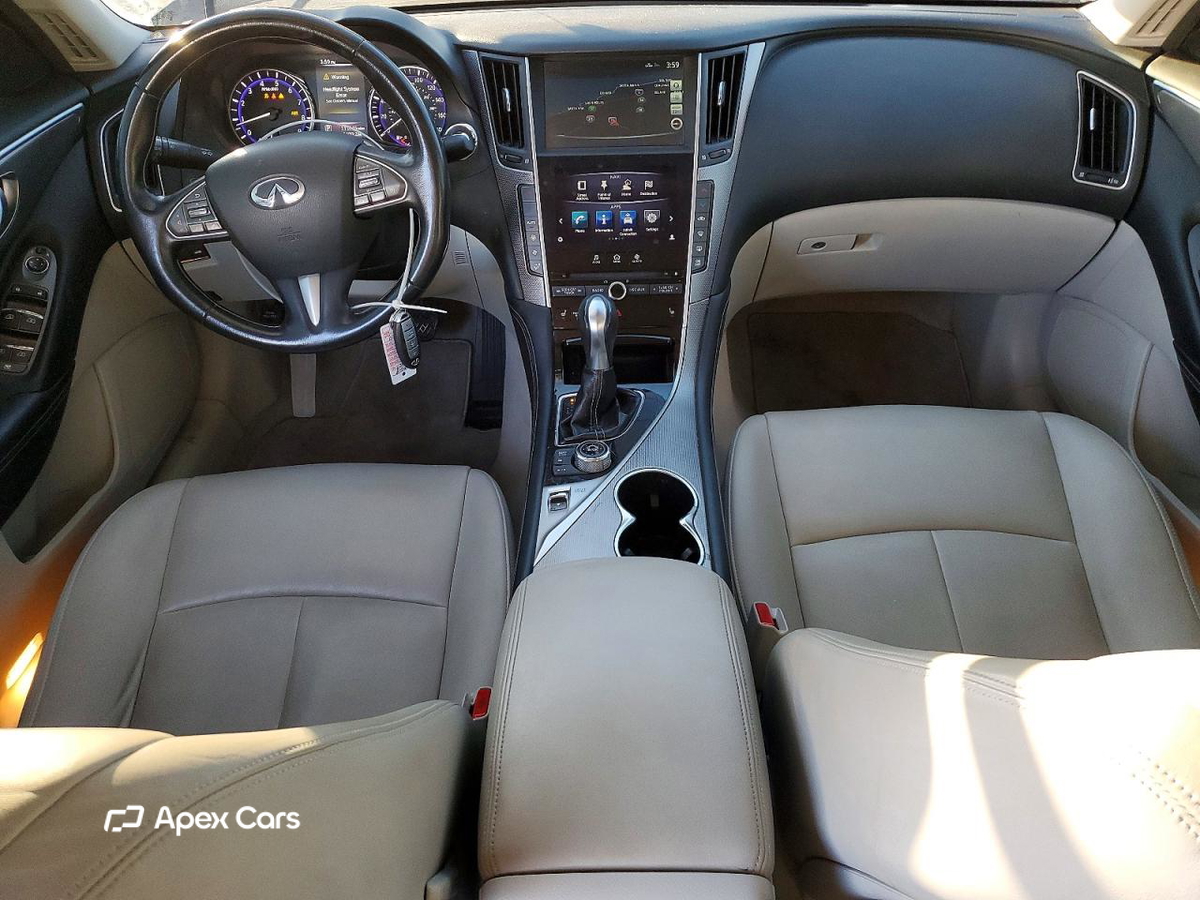 Infiniti Q50 2014