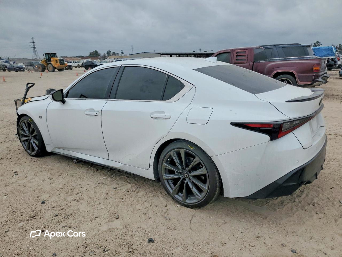 Lexus IS 2023