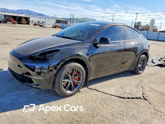 Tesla Model Y 2025 - Zdjęcie 1 z 14