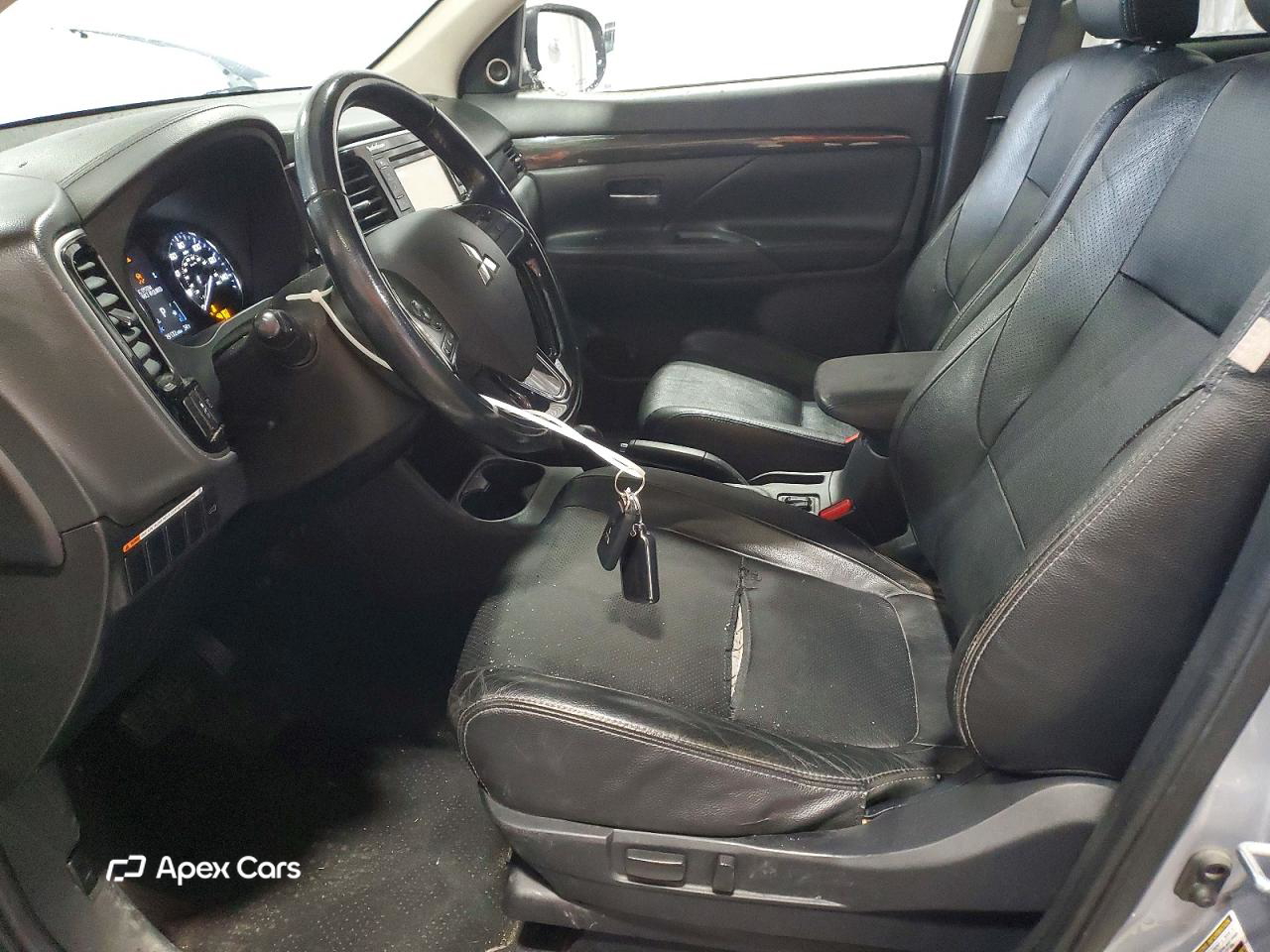 Mitsubishi Outlander 2016