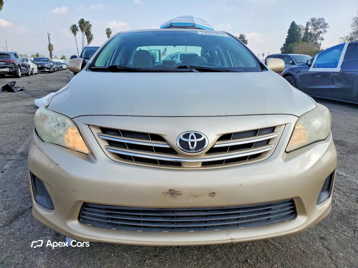 Toyota Corolla 2013